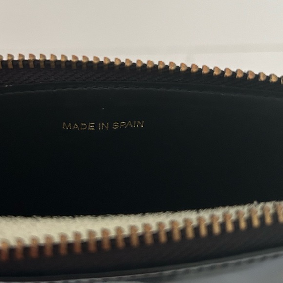 Comme Des Garçon Embossed Polka Dots Wallet - Picture 9 of 11